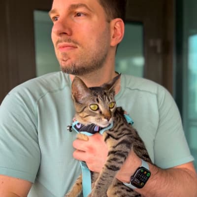 Cat Dad to Cayenne